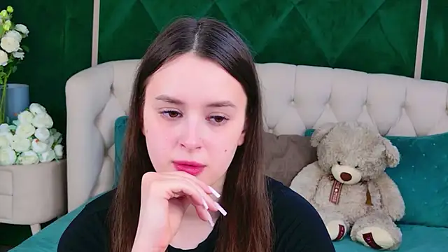 EvaSwen online show from 04.11.26