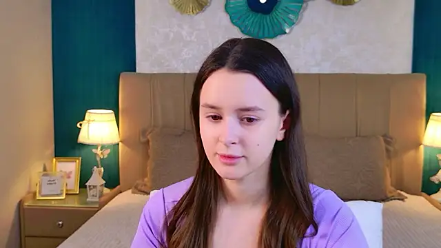 EvaSwen online show from 04.23.26