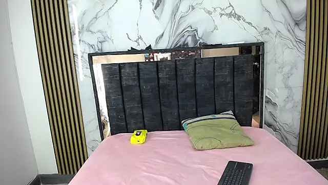 genesis and alex online show from 02.24.26