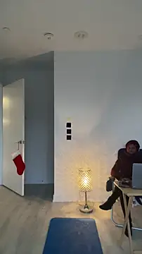 tia   fox online show from 02.23.26