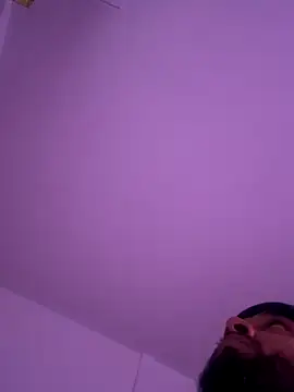 UrfavDilf69 online show from 11.17.25