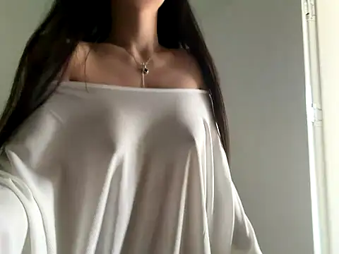 xiaowan x online show from 10.14.25