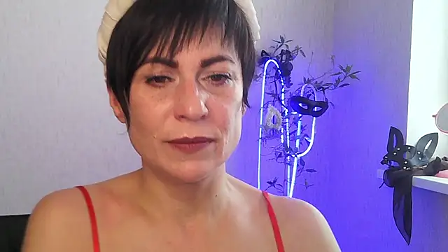 Ashley Brookss online show from 11.20.25