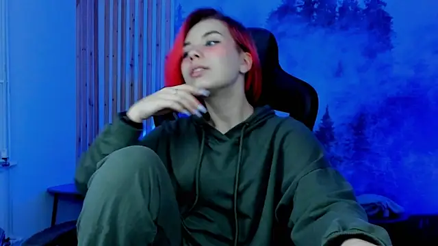 MarcelineChi online show from 11.13.25