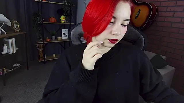 MarcelineChi online show from 11.27.25