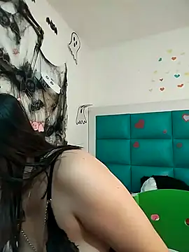 Valentina Squirt- online show from 11.06.25