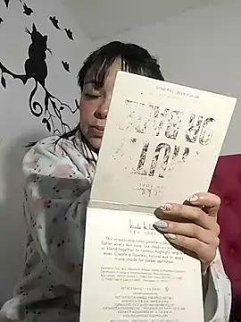 Valentina Squirt- online show from 11.20.25