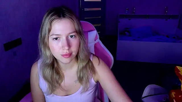 stefany and bettany online show from 11.06.25