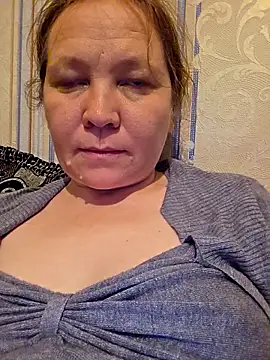 MikasXNiksssx online show from 10.13.25