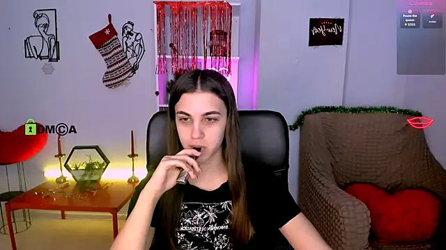 Snapshot of lina_fox12 chatting on 01.10.26 lina fox12 online show from 01.10.26