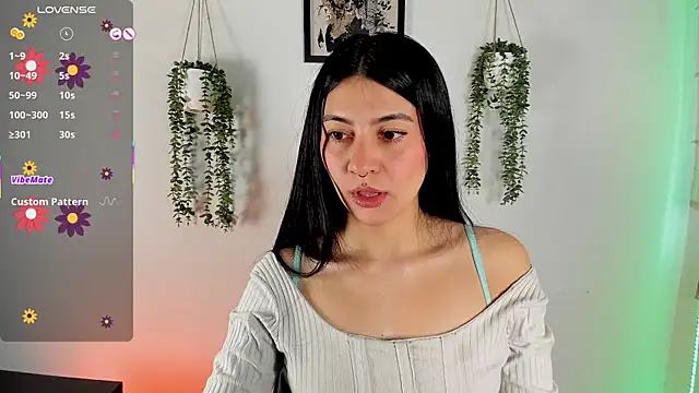 emma-green0 online show from 10.02.25