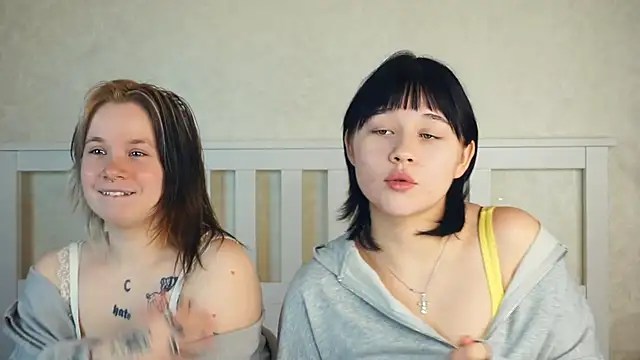 EviaVanveen online show from 11.14.25