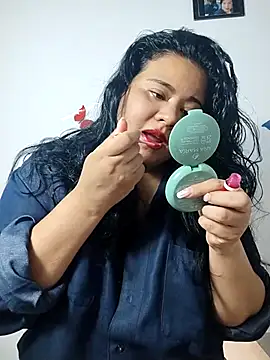 Tania cruz  online show from 12.21.25