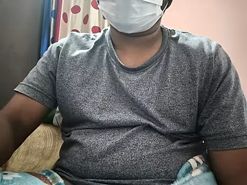 Snapshot of mallu_boy_23 chatting on 10.02.25 mallu boy 23 online show from 10.02.25