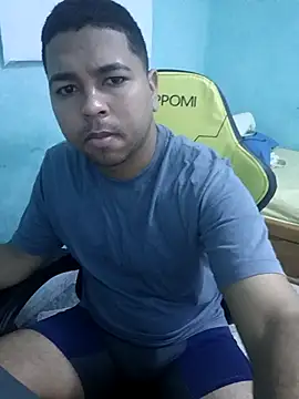 Snapshot of KingLucaslive chatting on 11.27.25 KingLucaslive online show from 11.27.25