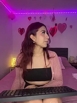 saramooon online show from 02.19.26