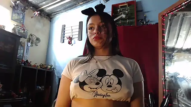lizethavila online show from 04.02.26
