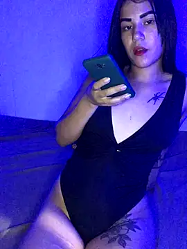 Snapshot of deby_03 chatting on 11.22.25 deby 03 online show from 11.22.25