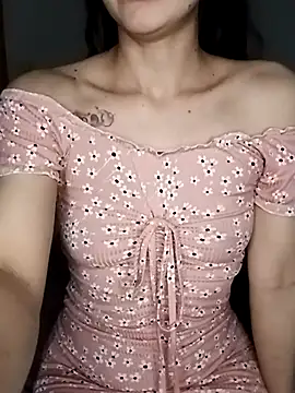 Snapshot of Queen_hot888 chatting on 10.04.25 Queen hot888 online show from 10.04.25