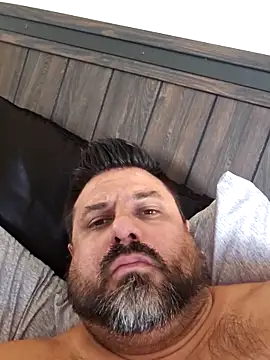 Roddog18 online show from 09.30.25