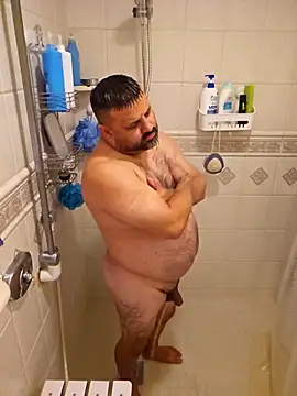 Roddog18 online show from 10.10.25