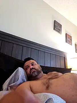 Roddog18 online show from 10.14.25