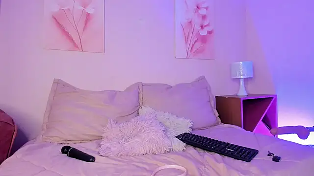 Nikolbrice online show from 11.12.25