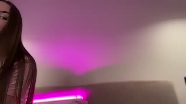 AlmaryKim online show from 09.22.25