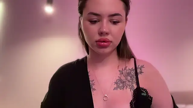 AlmaryKim online show from 09.24.25