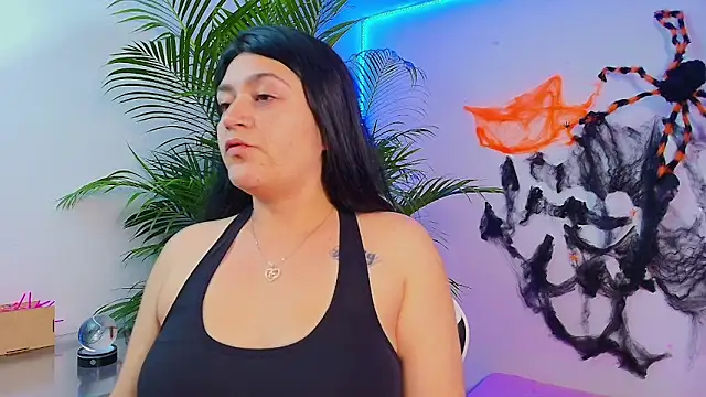 alejitasweet online show from 10.19.25