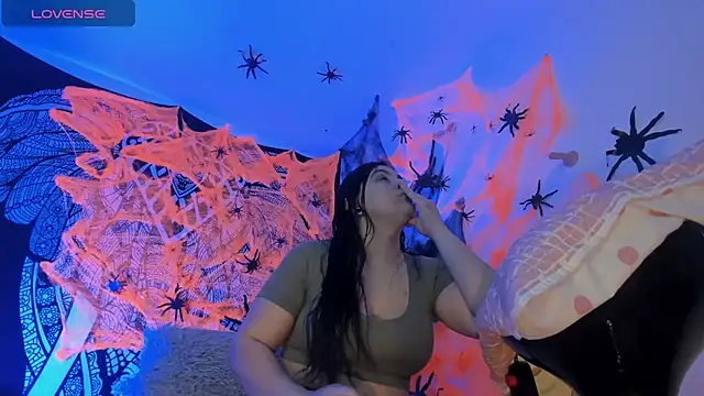 Anny ferrer1 online show from 10.28.25