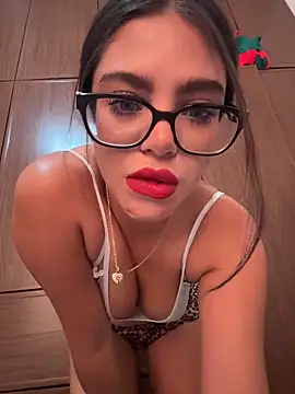 whitefoxxxx6 online show from 12.13.25