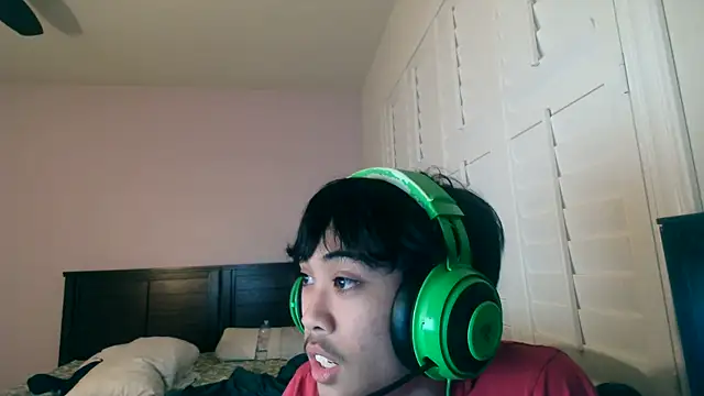 youngasianboy2007 online show from 04.05.26