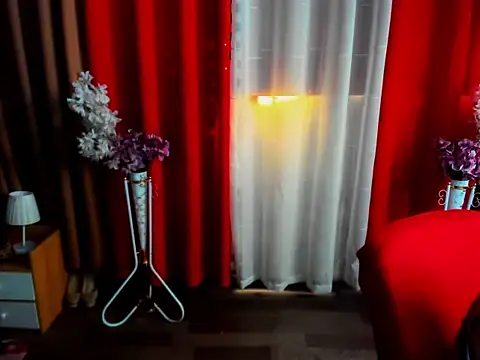 xAsianTOPModelx online show from 04.21.26