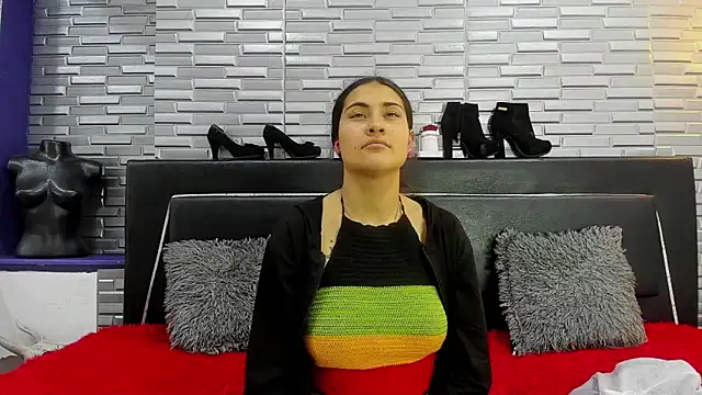 ChloeMorelli online show from 10.28.25