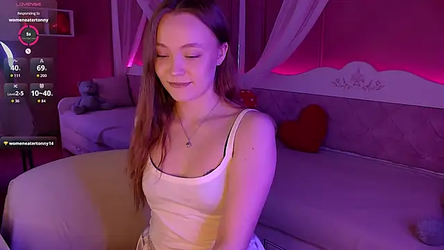 EmmaCamm online show from 03.04.26