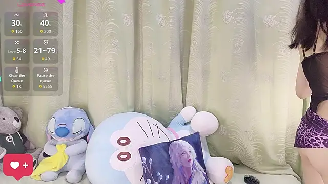 kindbee online show from 11.12.25