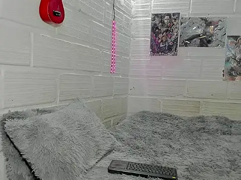 Daniell 007 online show from 10.16.25