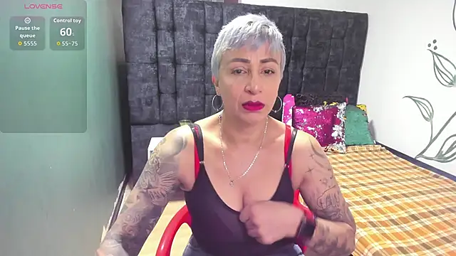 Charlotte  Gray online show from 01.16.26