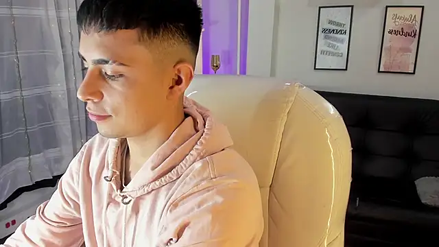 Snapshot of Nyko_ds chatting on 10.31.25 Nyko ds online show from 10.31.25