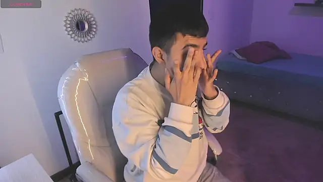 Snapshot of Nyko_ds chatting on 11.21.25 Nyko ds online show from 11.21.25