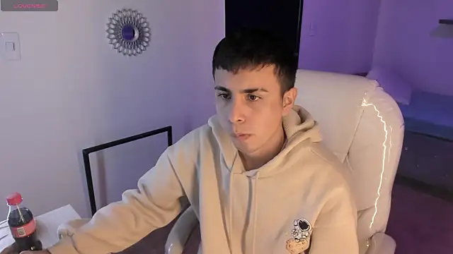 Snapshot of Nyko_ds chatting on 11.22.25 Nyko ds online show from 11.22.25