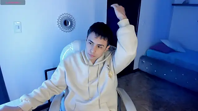 Snapshot of Nyko_ds chatting on 11.26.25 Nyko ds online show from 11.26.25