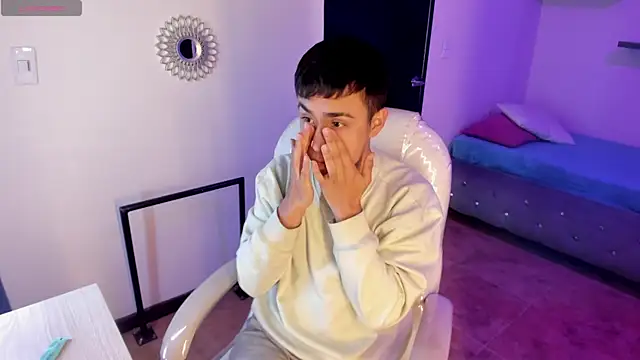 Snapshot of Nyko_ds chatting on 11.27.25 Nyko ds online show from 11.27.25