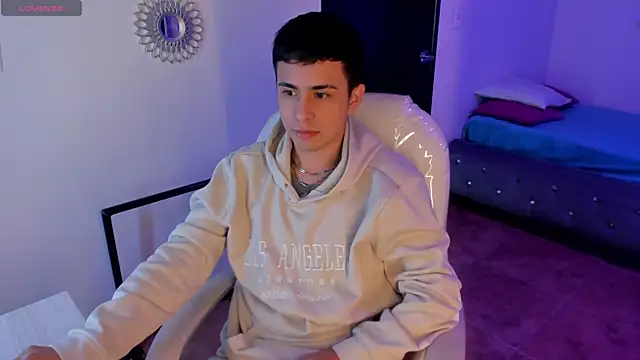 Snapshot of Nyko_ds chatting on 11.29.25 Nyko ds online show from 11.29.25