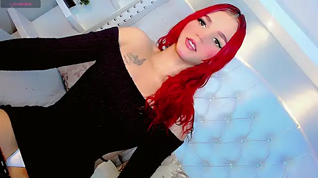 Saraa Jone online show from 11.22.25