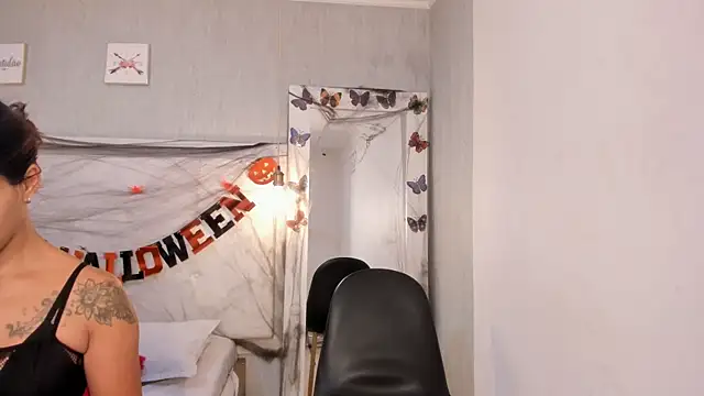 is a bell online show from 10.17.25