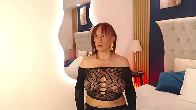 Snapshot of GloryShine chatting on 02.28.26 GloryShine online show from 02.28.26