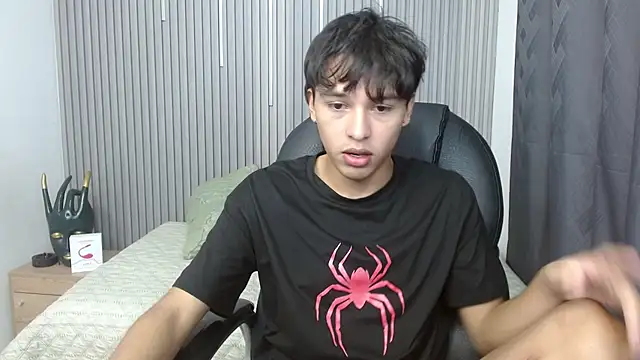 StiwenTwink online show from 04.04.26