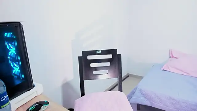 Venus cat  online show from 10.18.25